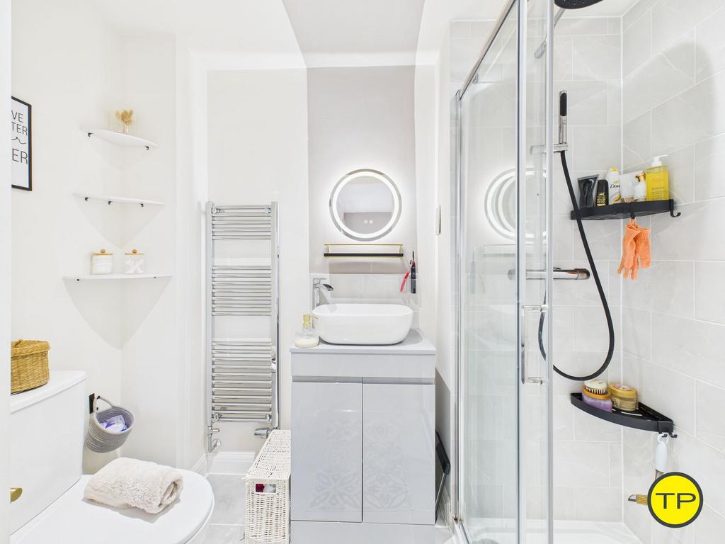 Ensuite