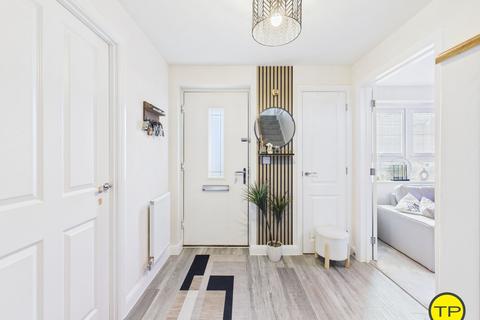 4 bedroom house for sale, Almond Avenue, Peterborough PE7