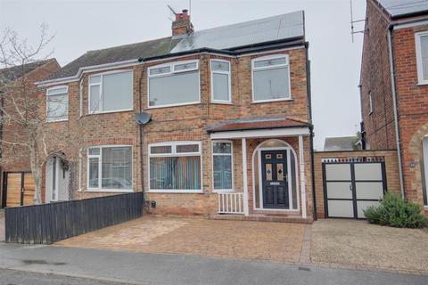 4 bedroom semi-detached house for sale, Westfield Avenue, Beverley