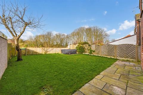 undefined, Barnetts Field, Westergate
