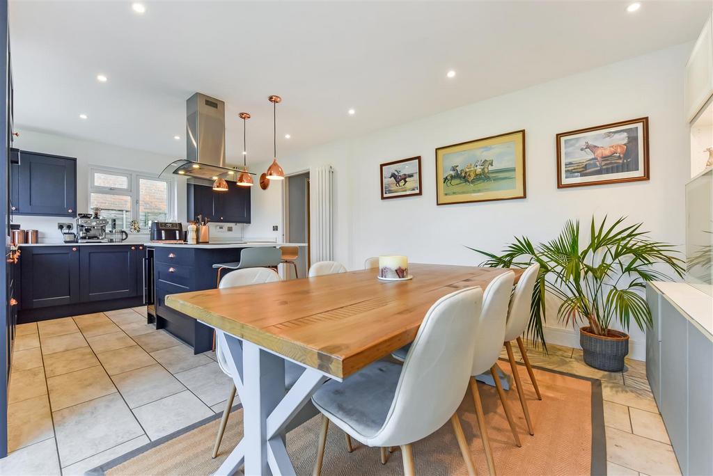 Kitchen/Breakfast/Dining Room