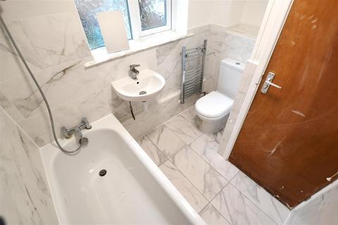 1 bedroom maisonette for sale, Dellfield Road, Hatfield