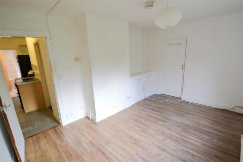 1 bedroom maisonette for sale, Dellfield Road, Hatfield