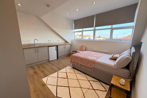 undefined, Lodge Lane, Beeston, Leeds, LS11