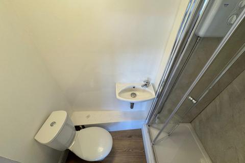 undefined, Lodge Lane, Beeston, Leeds, LS11