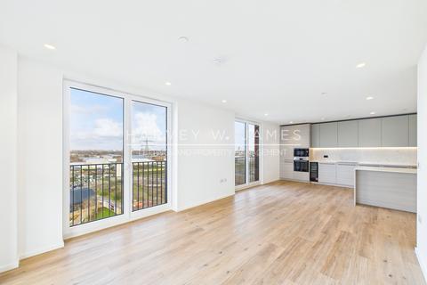 3 bedroom flat to rent, Hemlock Street, Barnacle House, E14