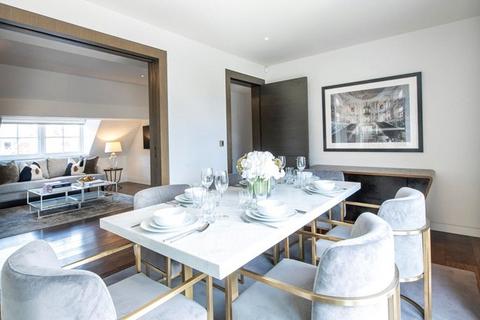 3 bedroom apartment to rent, Duke Street, London, W1K