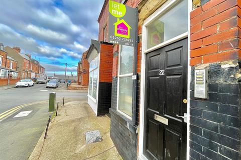 undefined, Studio First Floor Flat, Fairfield Road, Bridlington, YO15 3DP