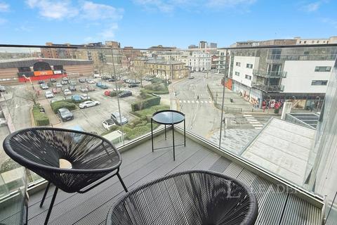 undefined, Ocean Way, Southampton, Hampshire, SO14
