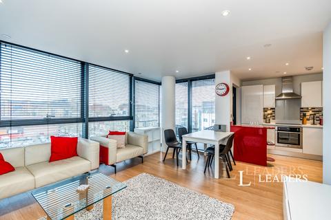 undefined, Ocean Way, Southampton, Hampshire, SO14