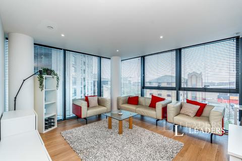 undefined, Ocean Way, Southampton, Hampshire, SO14