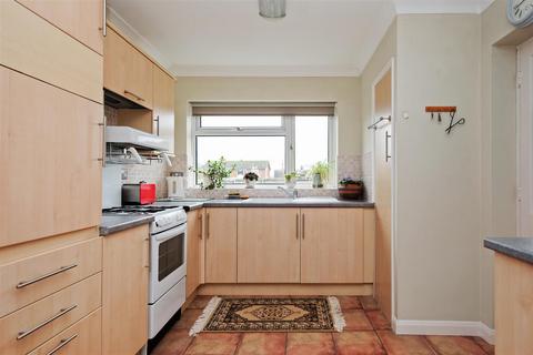 2 bedroom detached bungalow for sale, Kimberley Grove, Seasalter, Whitstable