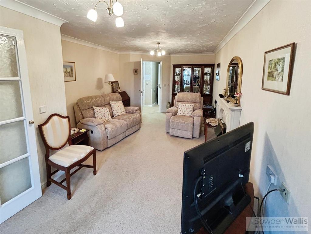 Lounge / Dining Room