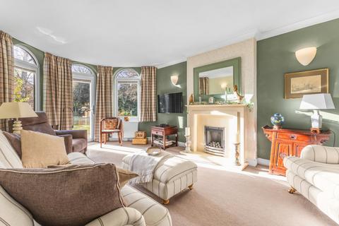 2 bedroom flat for sale, St Margarets Road, Bowdon, Cheshire, WA14