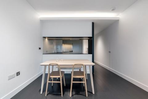 2 bedroom apartment to rent, Amory Tower, Marsh Wall, London, E14