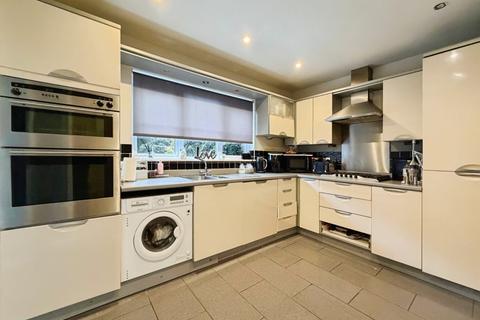 4 bedroom end of terrace house for sale, Sir John Fogge Avenue, Repton Park