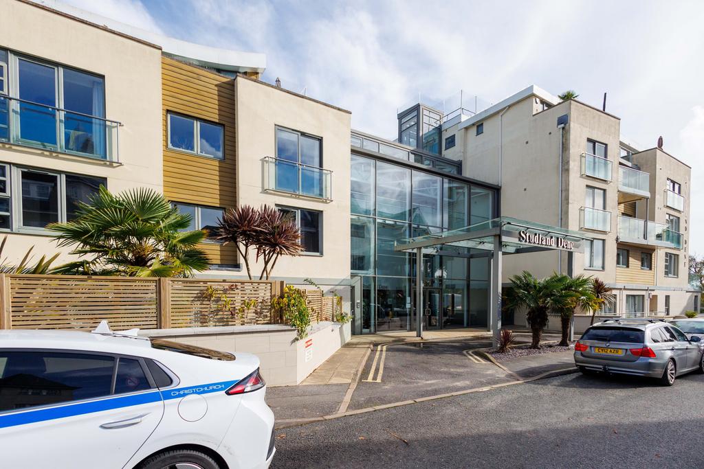  6 m 9758