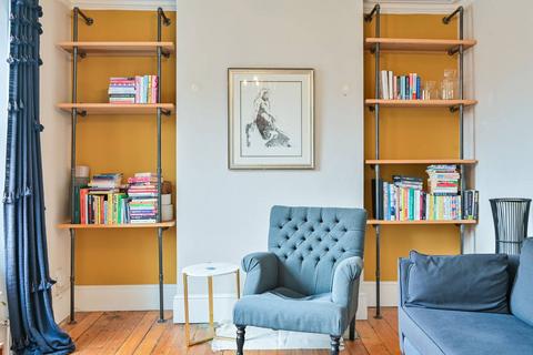 3 bedroom flat for sale, East Street, Elephant and Castle, London, SE17