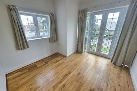 2 bedroom flat for sale, First Floor Flat, Stannington Crescent, SO40