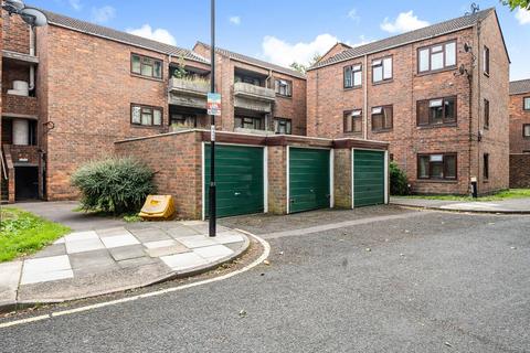 undefined, Duppas Hill Lane, Croydon, CR0