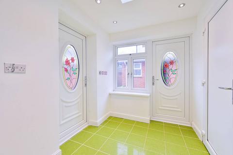 undefined, Lionel Road North, Gunnersbury, Brentford, TW8