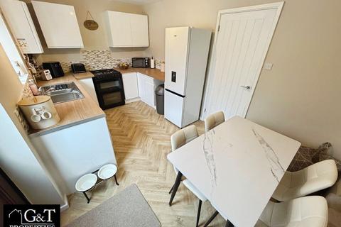 3 bedroom semi-detached house for sale, St. Georges Road, Dudley