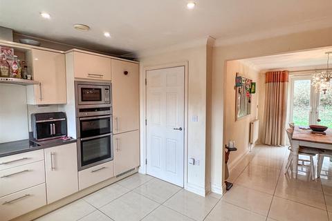 undefined, Astor Park, Maidstone ME16