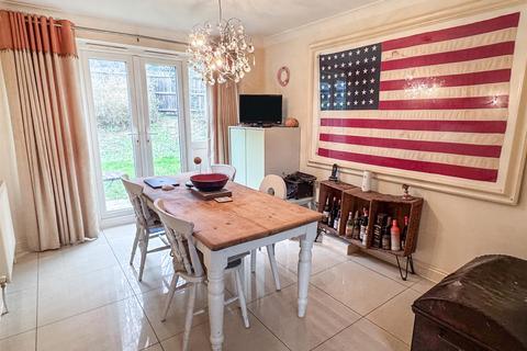 undefined, Astor Park, Maidstone ME16