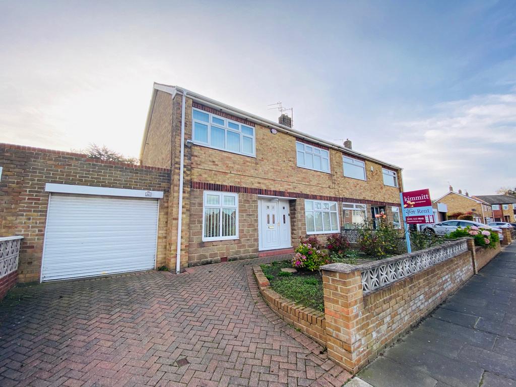 Sandbanks Drive
