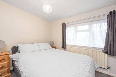 3 bedroom terraced house to rent, Endersby Road, Barnet, EN5