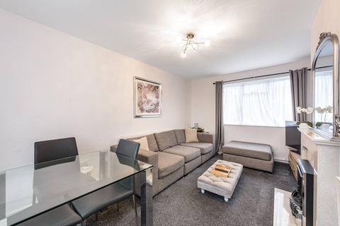 3 bedroom terraced house to rent, Endersby Road, Barnet, EN5