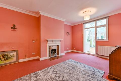 2 bedroom flat for sale, Wilberforce Road, N4, Islington, London, N4