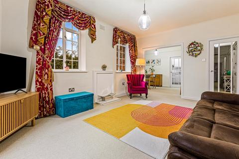 2 bedroom apartment for sale, Stoneygate Court, Leicester