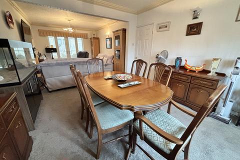 3 bedroom detached house for sale, North Drive, Cleveleys FY5