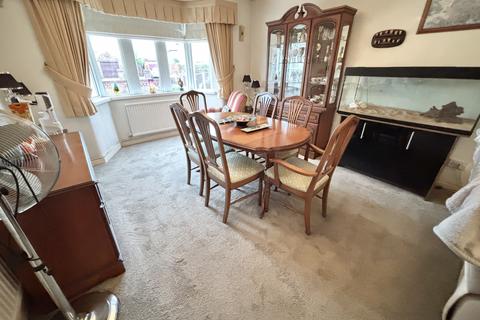 3 bedroom detached house for sale, North Drive, Cleveleys FY5