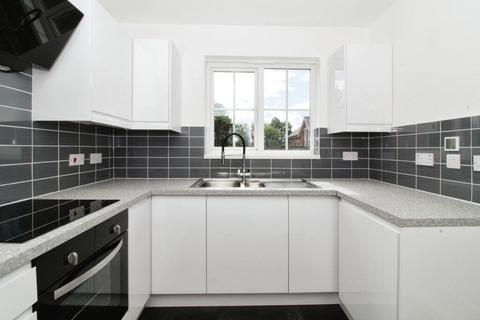3 bedroom detached house for sale, Avonside Close, Chesterfield S43