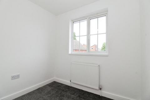 3 bedroom detached house for sale, Avonside Close, Chesterfield S43