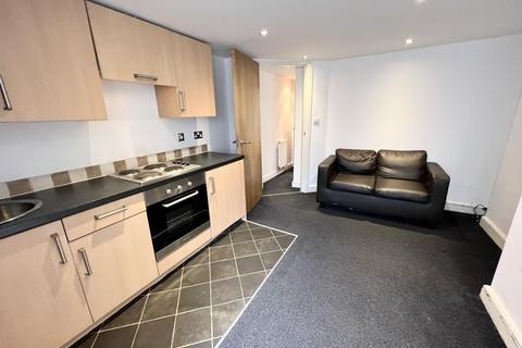 1 bedroom house to rent, 20 Ashville View, Leeds LS6