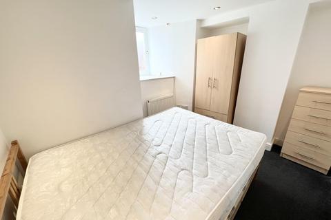 1 bedroom house to rent, 20 Ashville View, Leeds LS6