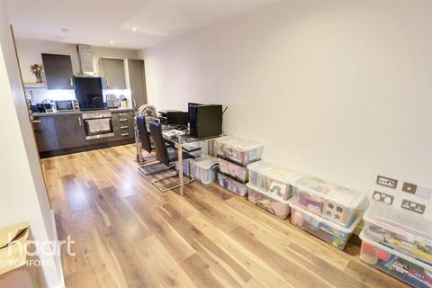 1 bedroom apartment to rent, 4 Crown Drive, ROMFORD