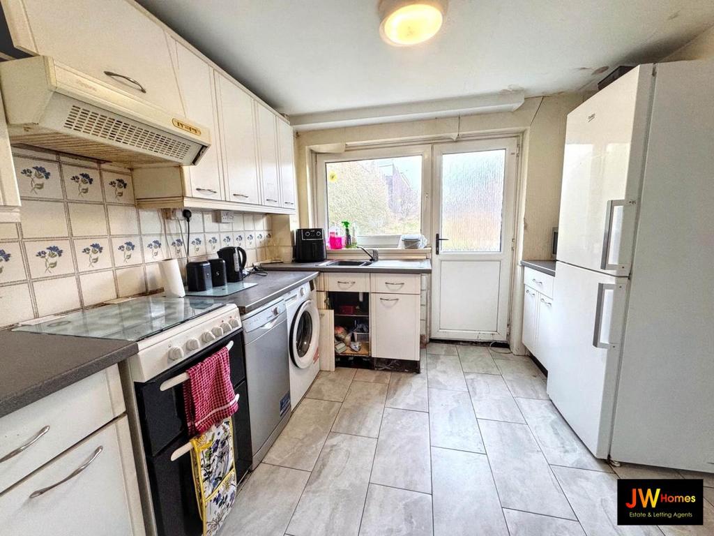 Kitchen 2 (3)