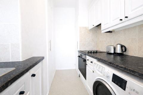 1 bedroom flat for sale, Brook Lane, London SE3