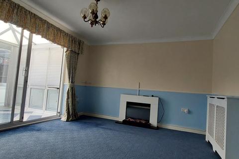 2 bedroom terraced house to rent, Steele Walk, Erith, DA8