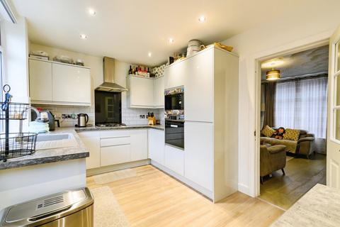 3 bedroom end of terrace house for sale, Bowgreave Avenue, Greater Manchester BL2