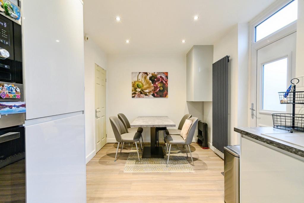 Dining Kitchen