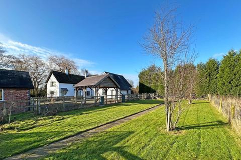 4 bedroom detached house for sale, Wellfield Lane, Timperley