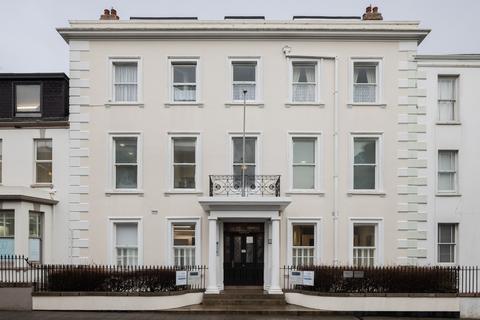 2 bedroom flat to rent, David Place, St. Helier, Jersey