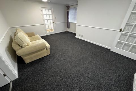 3 bedroom apartment to rent, Village Heights, Gateshead, Tyne and Wear, NE8