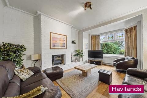 4 bedroom semi-detached house for sale, Park Avenue, Enfield