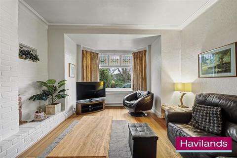 4 bedroom semi-detached house for sale, Park Avenue, Enfield